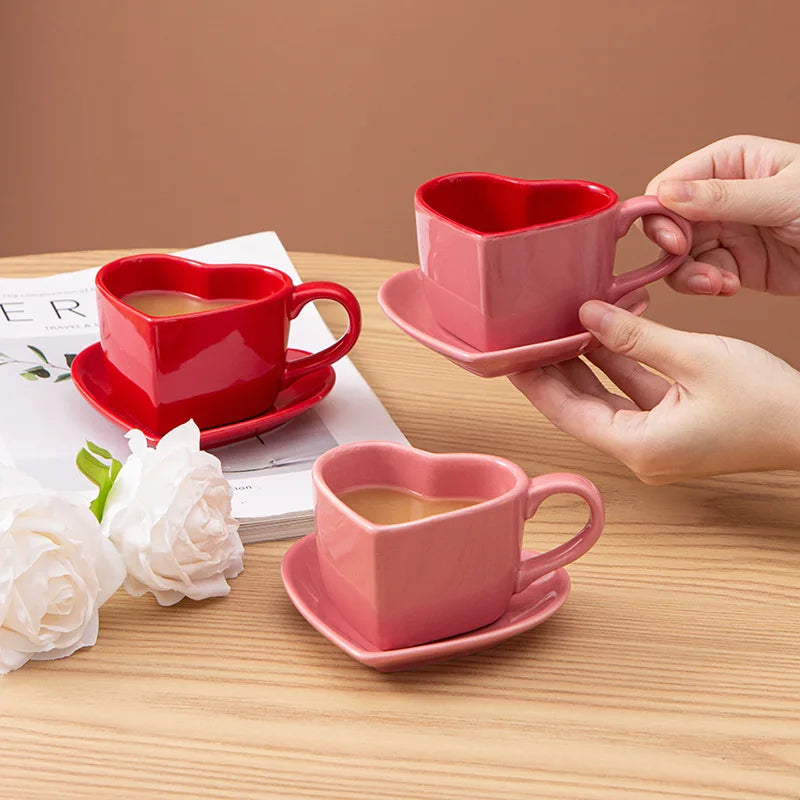 Set High-End Love Heart Coffee Cup Valentine's Day Gift Controlled Quantity Fat Reduction Cup Red Ceramic Cup
